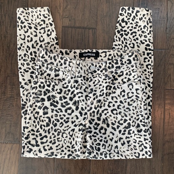Express Leopard Print Denim Jeans - Picture 5 of 9